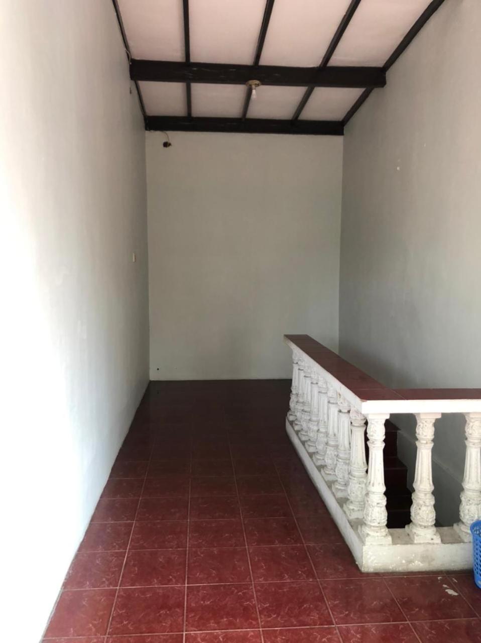 Oyo 90482 Rumah Oma Syariah Kupang  Eksteriør billede