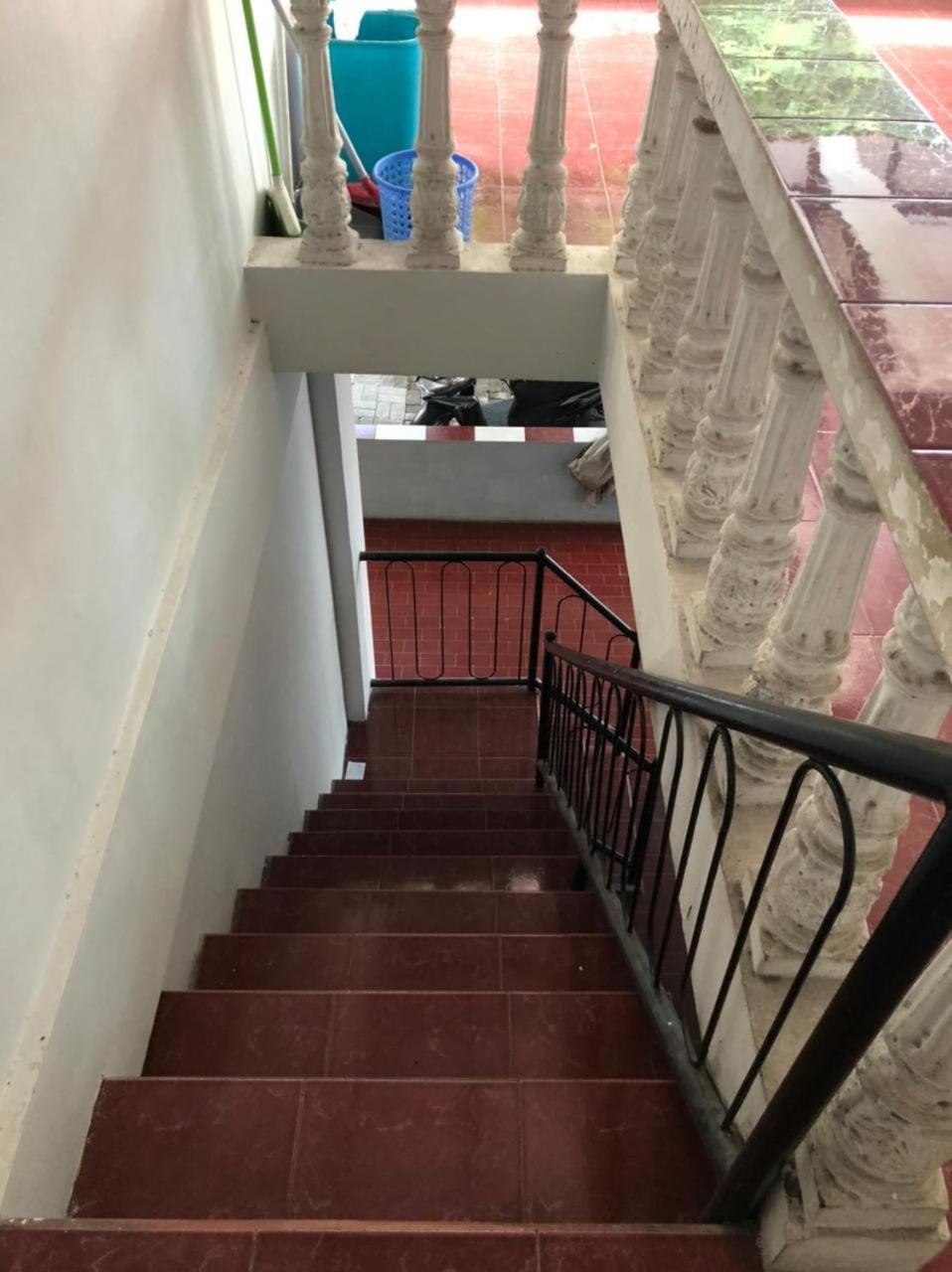 Oyo 90482 Rumah Oma Syariah Kupang  Eksteriør billede
